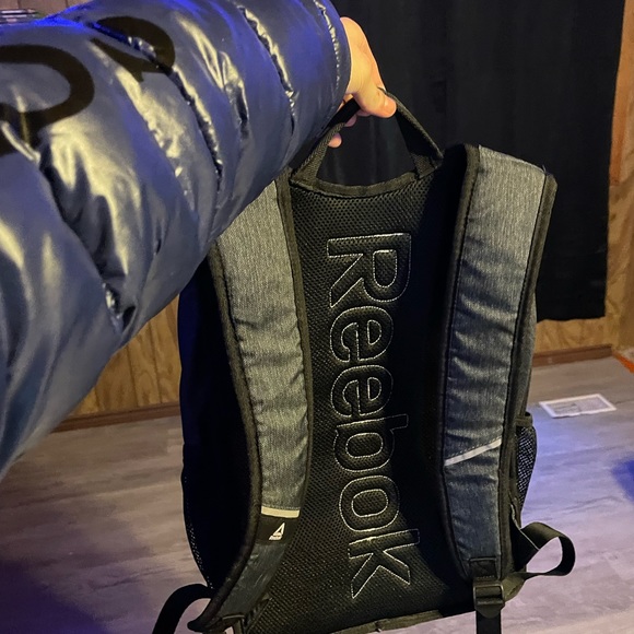 Rebook bag - Picture 2 of 3